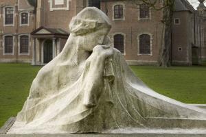 George Minne, Memorial for Georges Rodenbach, Saint Catherine Beguinage Ghent